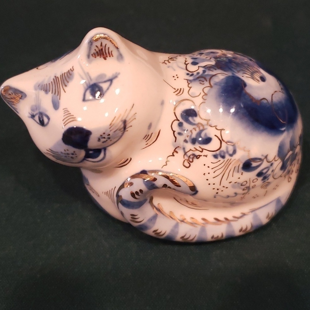 Russian ceramic Cat